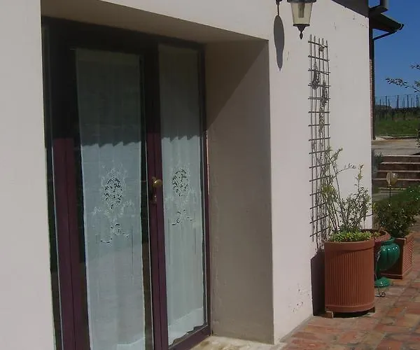 Tenuta Carbognano فندق