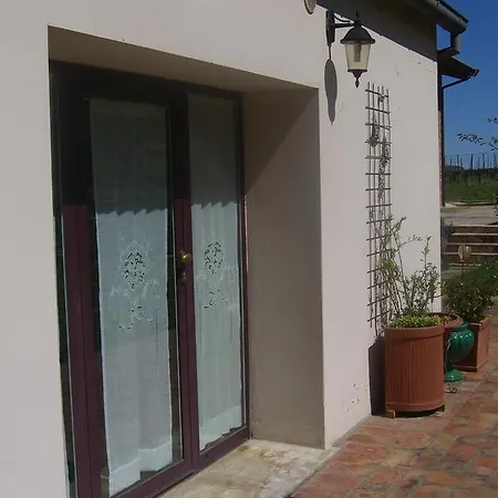 Tenuta Carbognano Hotell